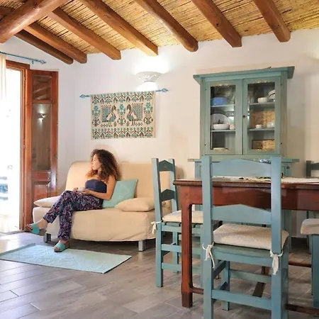 Casa Vacanze Tra Mare&Montagna * Baunei